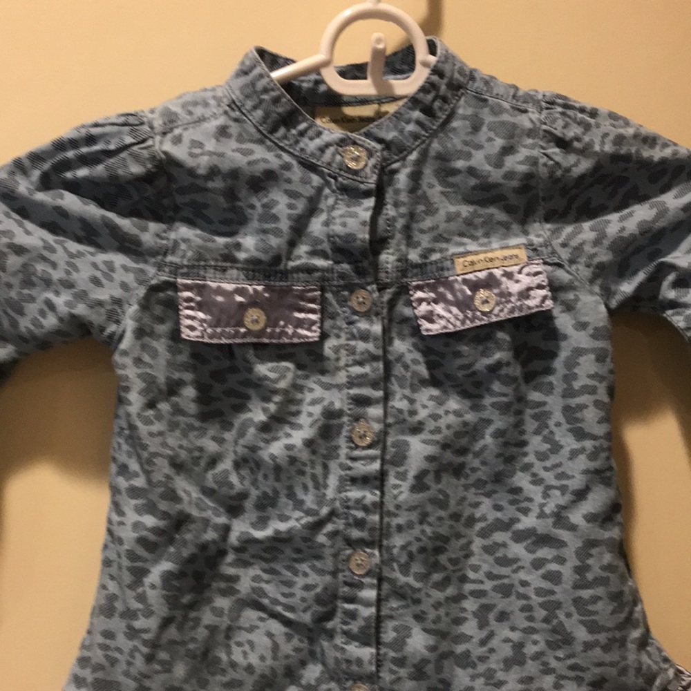 Calvin Klein animal print denim button down ruffle trim shirt glitter buttons 3T